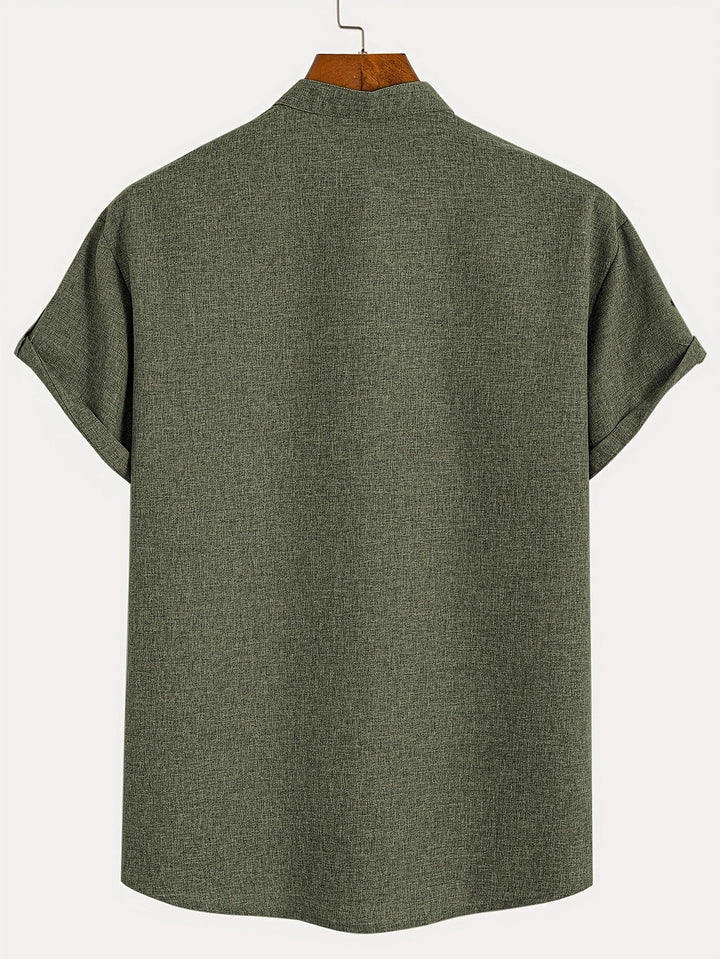Javier | Elegante camisa de manga corta con cuello alto