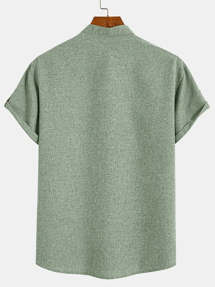 Javier | Elegante camisa de manga corta con cuello alto