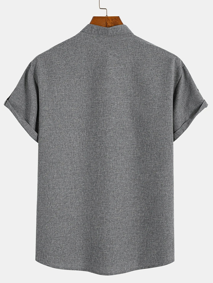 Javier | Elegante camisa de manga corta con cuello alto
